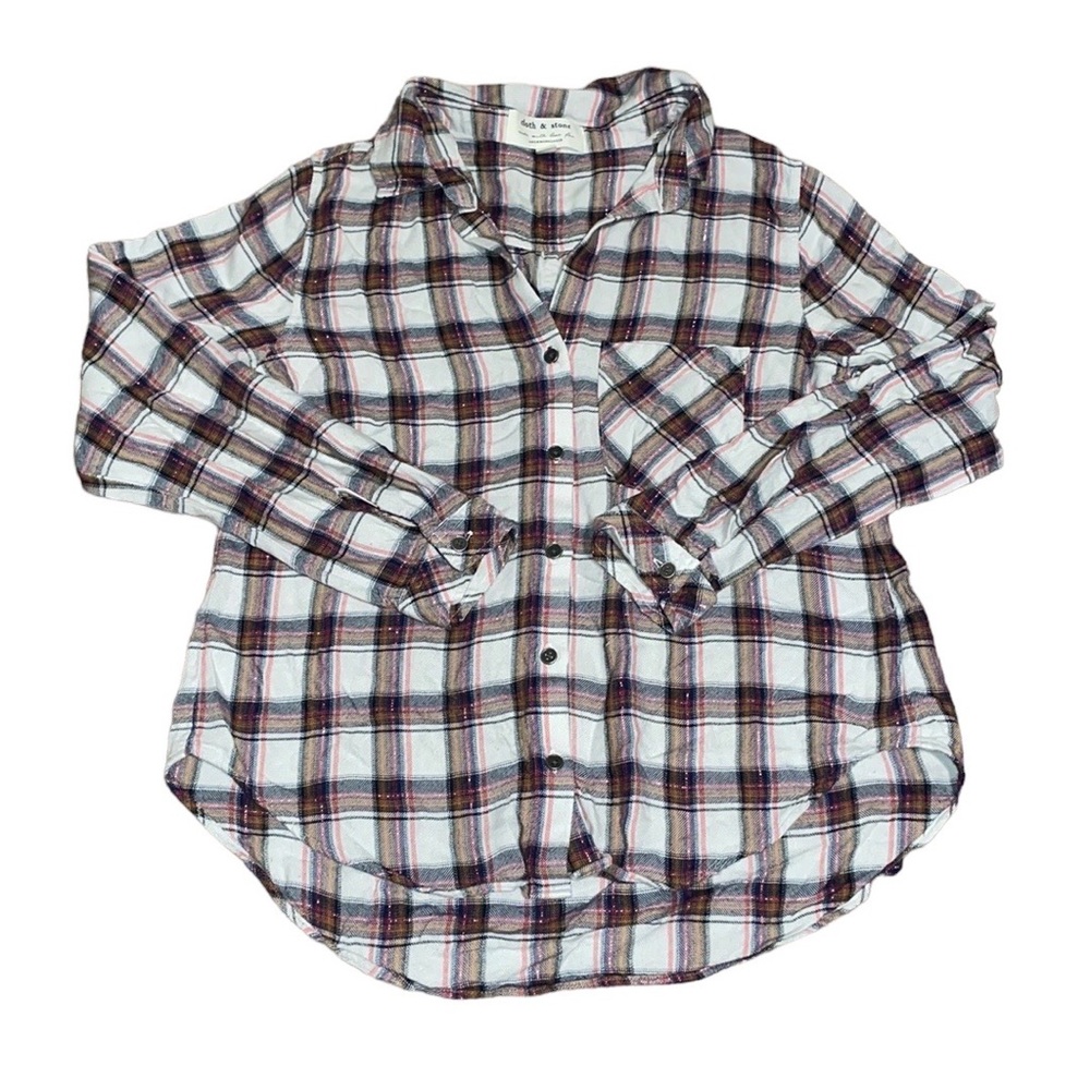 Cloth and stone button up
